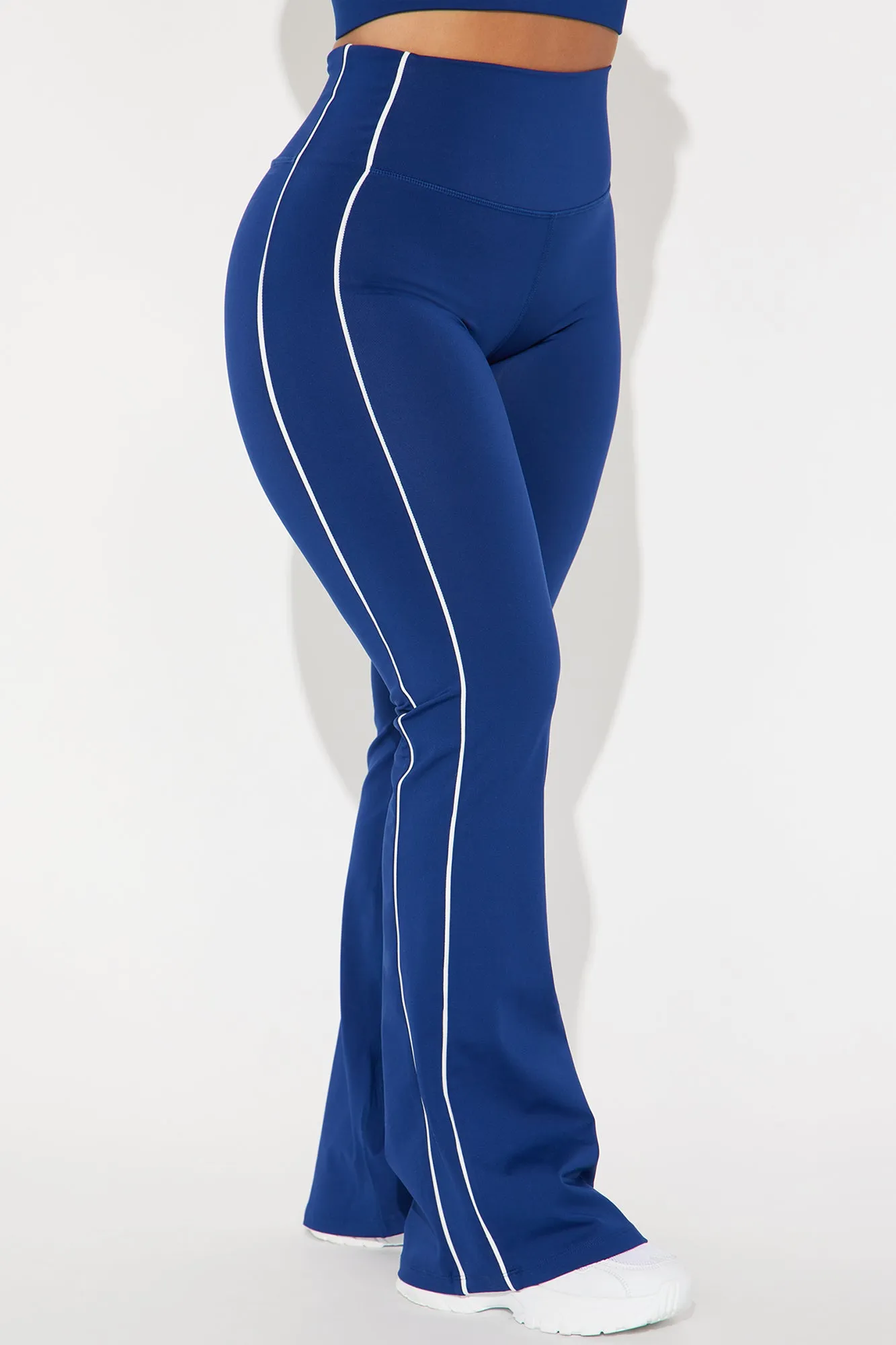 Aligned Elevate Active Yoga Pant - Midnight Blue