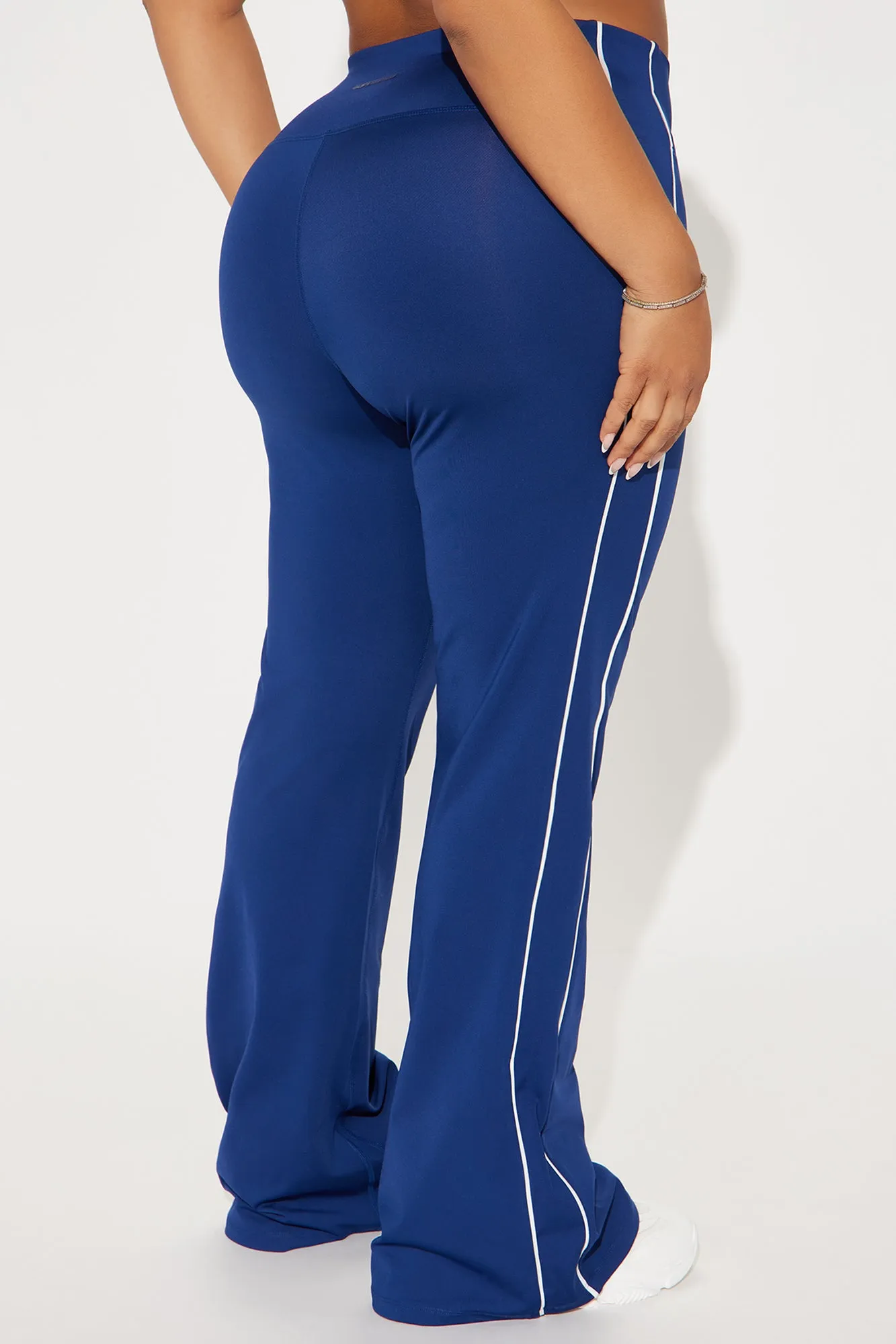 Aligned Elevate Active Yoga Pant - Midnight Blue