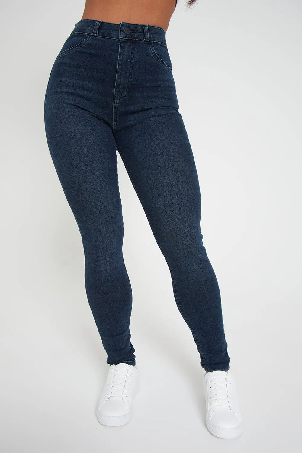 High Waisted Jeans in Dark Blue