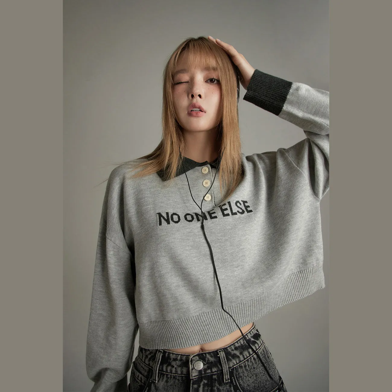 Polo Neck Cropped Knit Sweatshirt