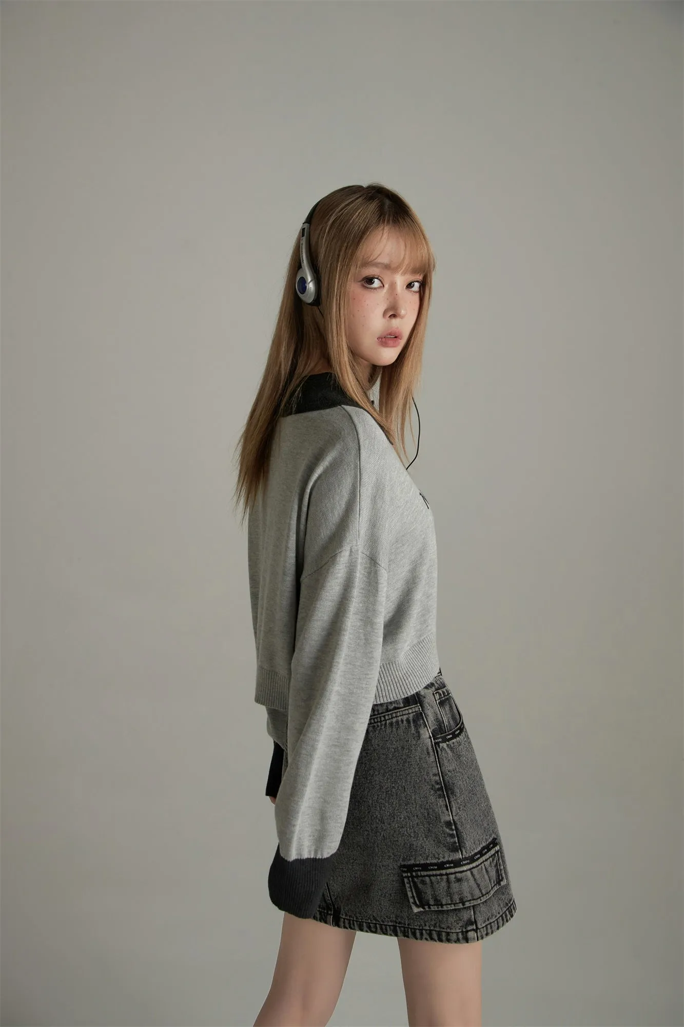 Polo Neck Cropped Knit Sweatshirt